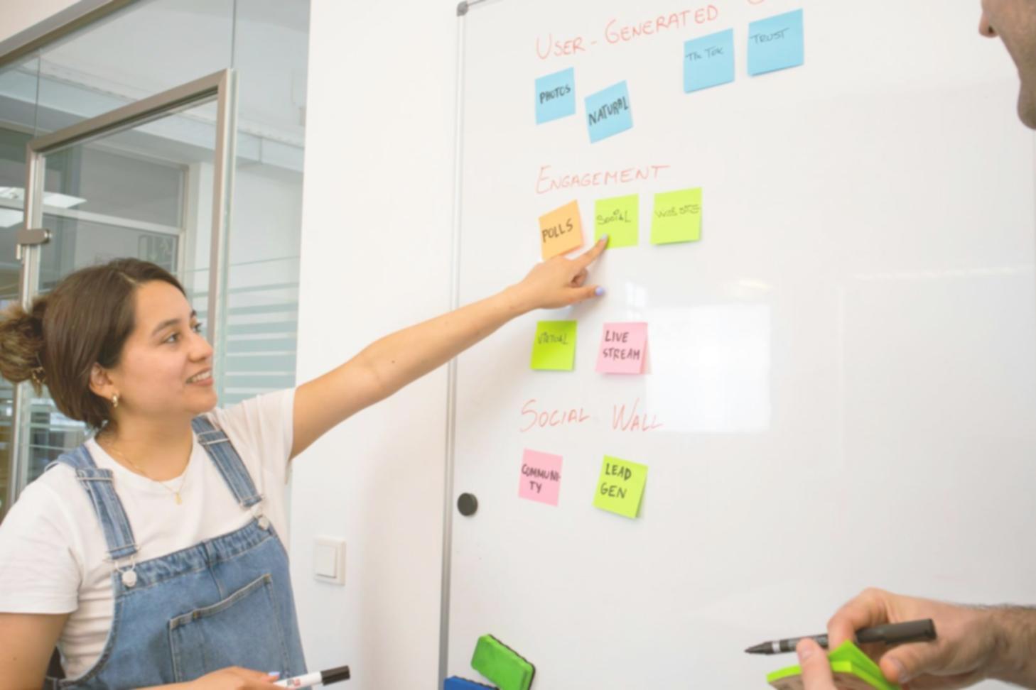 Modern financial analysis tools and resources used in corporate training